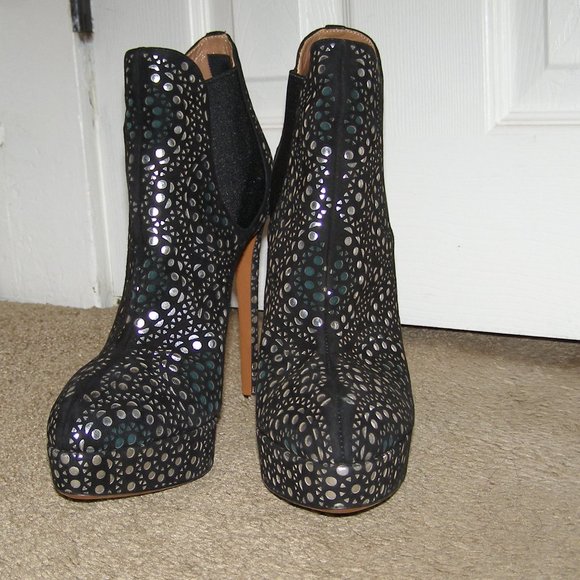 NEW w/box size 39.5/9 ALAIA platform ankle boots laser cut design - Picture 14 of 16